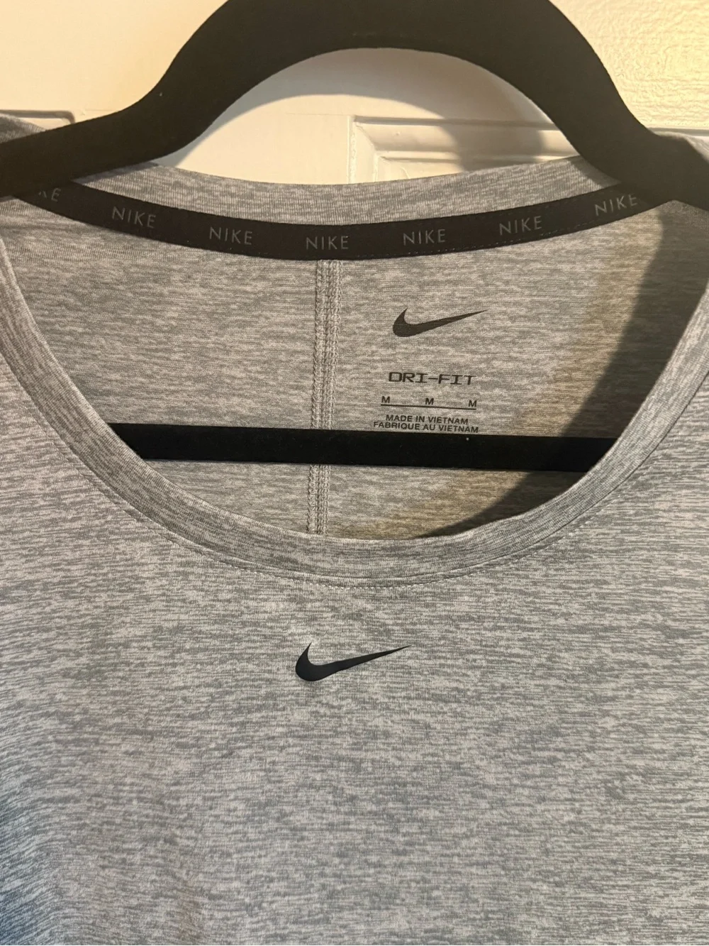 Nike women’s grey